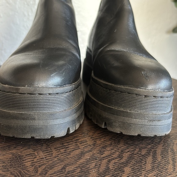 Marc Fisher Chunky lug sole Black Platform Pull On Moto Ankle Boots 8 - Picture 4 of 10